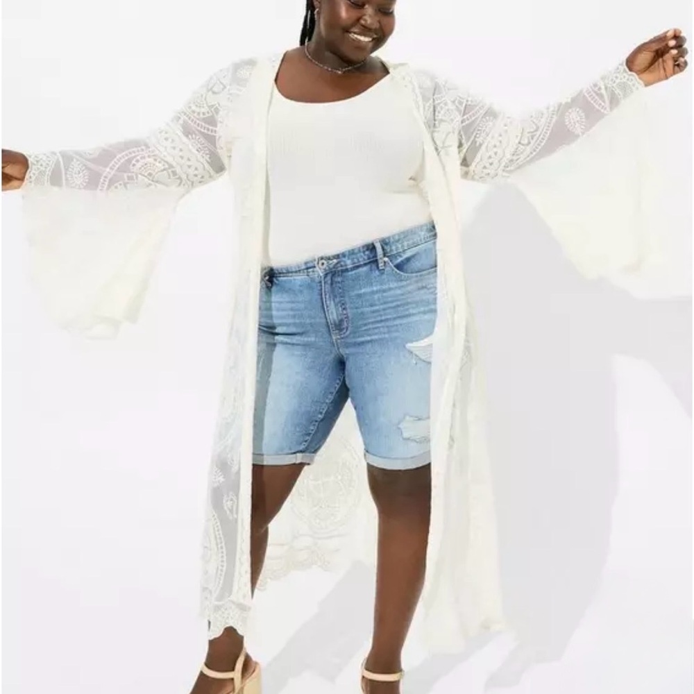 Torrid Cream Festi Collection Lace Maxi Kimono Boho Vintage Look Size 2X NWT